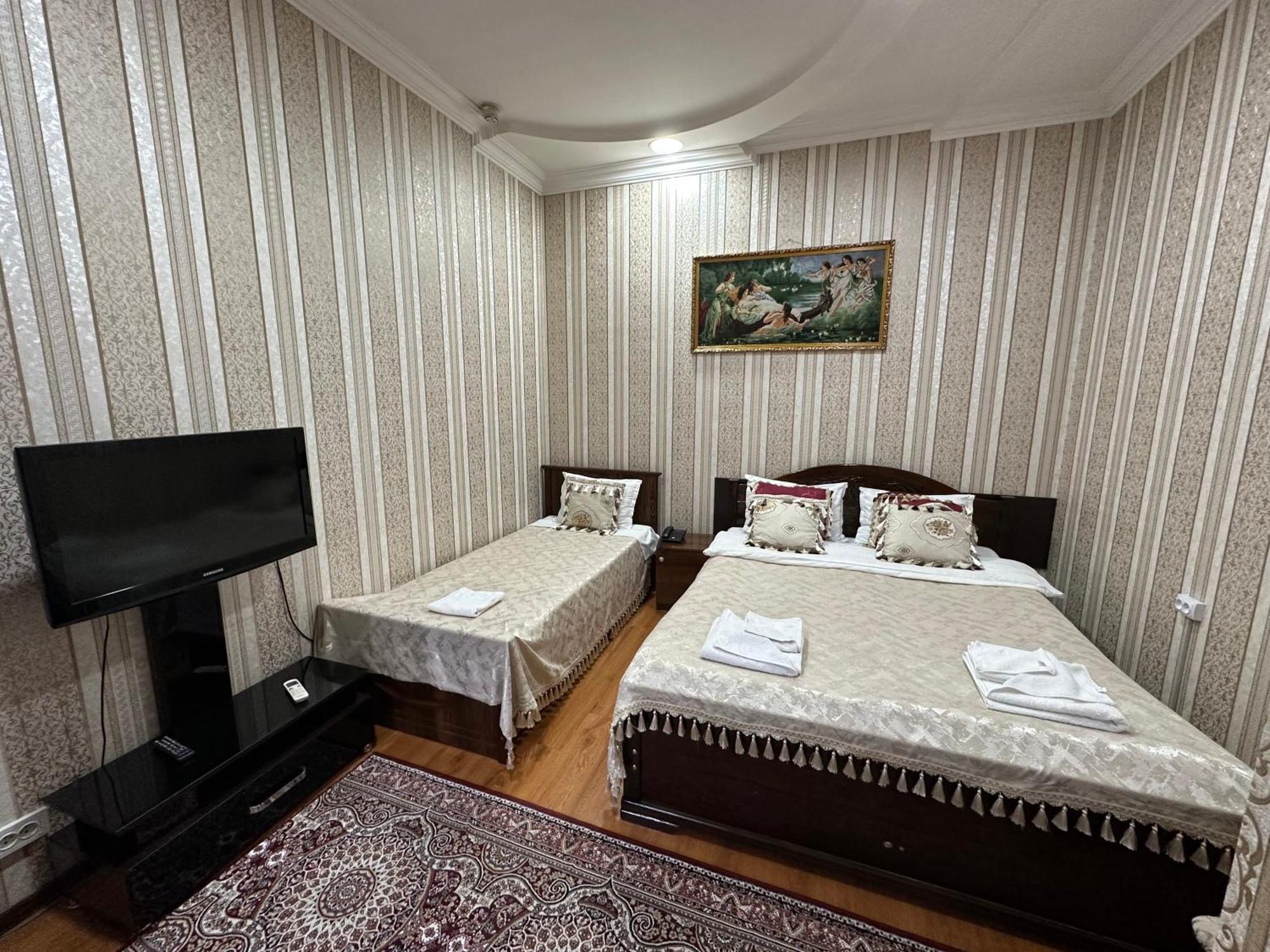 Sarbon Hotel Tașkent Exterior foto